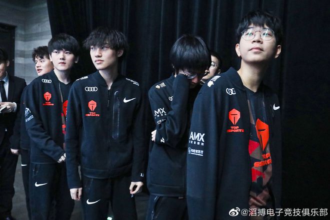 尤文图斯的 尤文图斯的